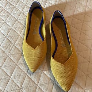 Rothy’s W11 Yellow Pointed Flats